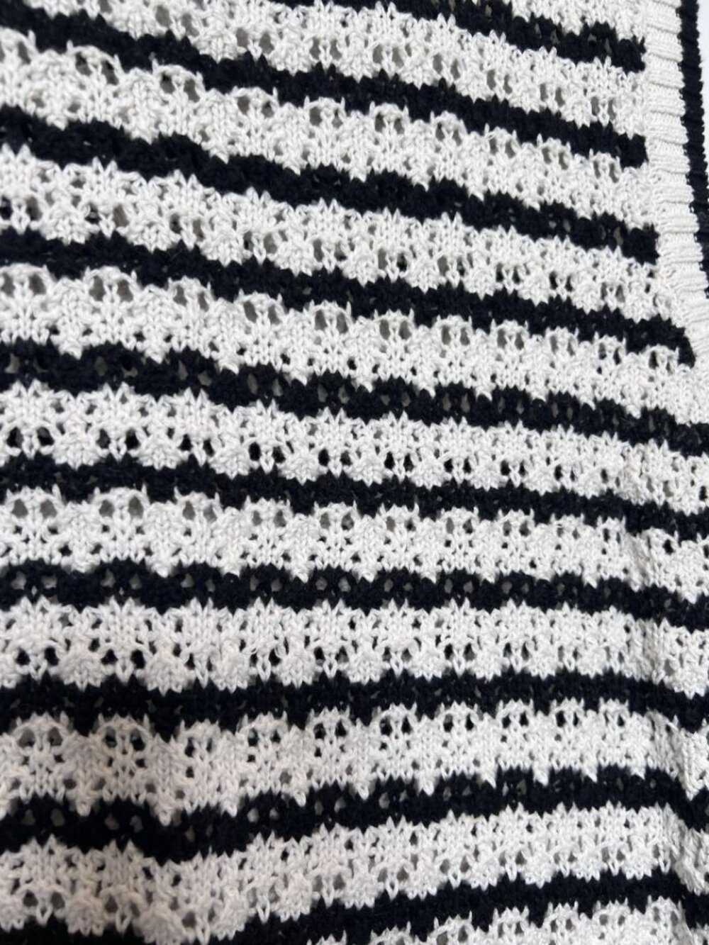Sanctuary Open Knit Sleeveless Sweater Top - Picture 2 of 4